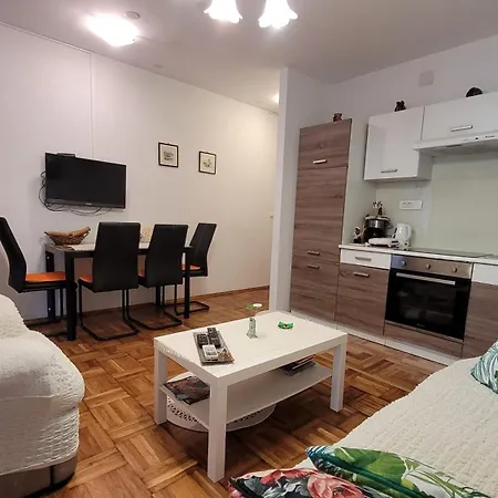Antica Apartment *